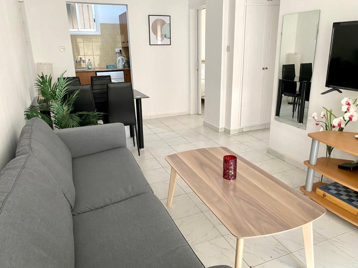 Kontheo Elli Ground Apt 2 Near The Beach Apartment ลาร์นาคา ภายนอก รูปภาพ
